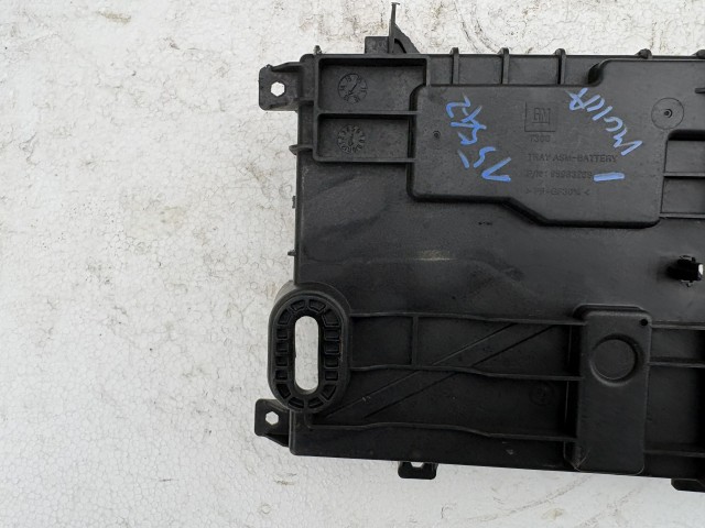 Opel Mokka 2012-2019 Akkumulátor takaró Használt   