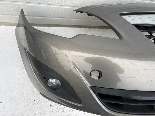 15535 Opel Meriva B 2010-2013 első Lökhárító Barna  Z40W