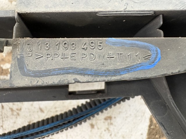 15533 Opel Meriva A alsó Díszrács Használt