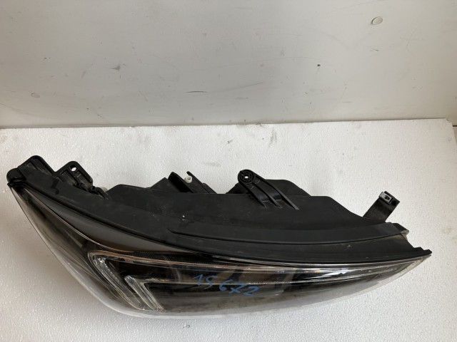 15672 Opel Mokka X Jobb első Lámpa Fényszóró Ledes