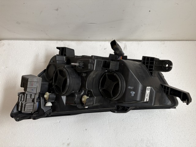 15672 Opel Mokka X Jobb első Lámpa Fényszóró Ledes