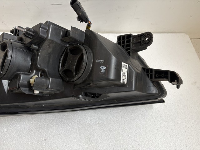 15672 Opel Mokka X Jobb első Lámpa Fényszóró Ledes