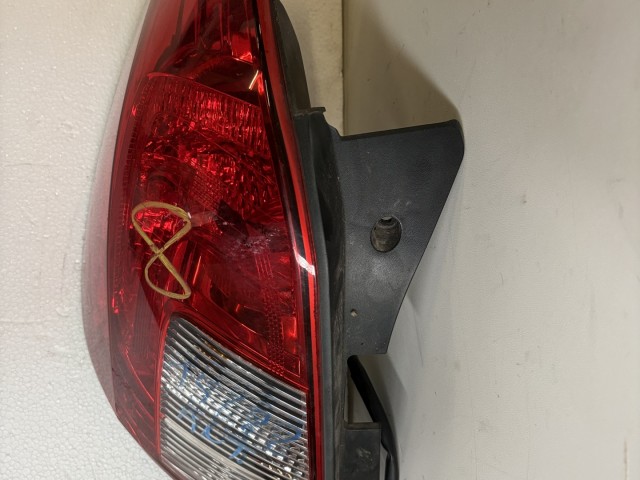 15688 Opel Antara Bal hátsó Lámpa