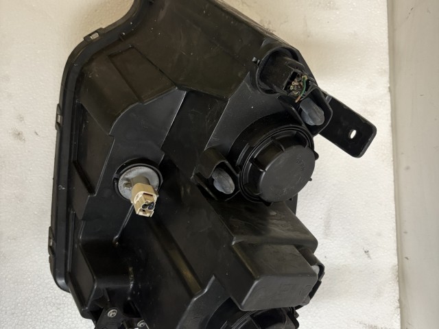 15679 Opel Jobb első Antara Lámpa Fényszóró Angol