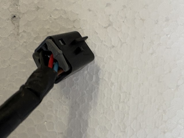 15689 Opel Antara Jobb hátsó Lámpa Fényszóró