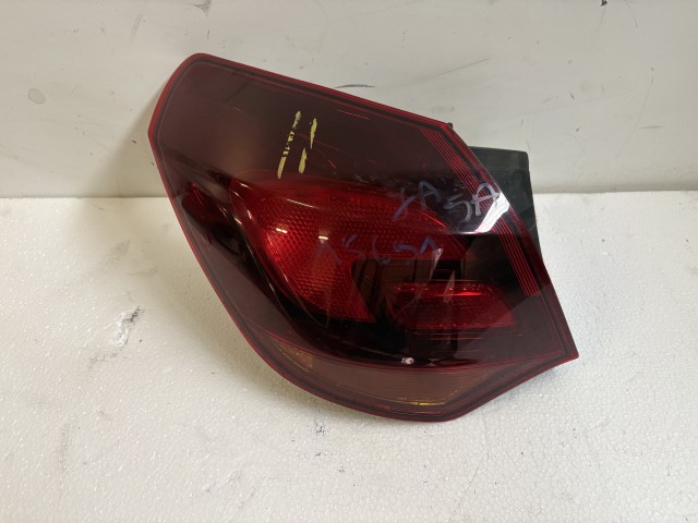 15691 Opel Astra J Bal hátsó Lámpa Fényszóró 5 ajtós