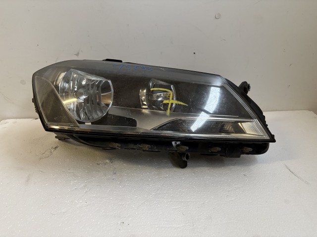 15693 Volkswagen Passat B7 Jobb első Lámpa Fényszóró Angol