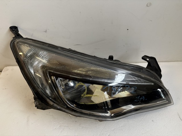 15682 Opel Astra J Jobb első Lámpa Fényszóró Angol