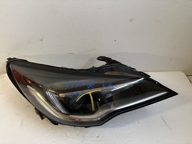 15707 Opel Astra K 2015-2021 Jobb első Lámpa Fényszóró Angol