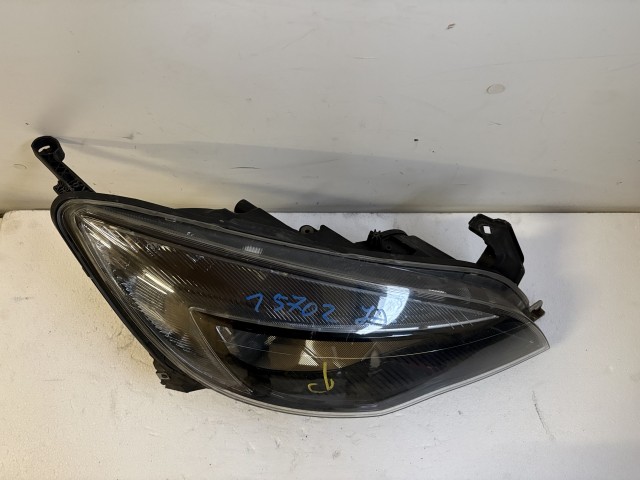 15702 Opel Astra J Jobb első Lámpa Angol Jobbkormányos
