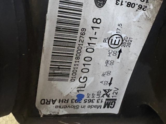 15702 Opel Astra J Jobb első Lámpa Angol Jobbkormányos