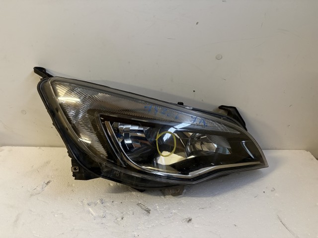 15706 Opel Astra J Jobb első Lámpa Angol Jobbkormányos