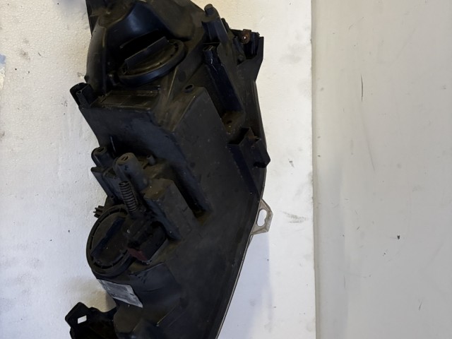 15706 Opel Astra J Jobb első Lámpa Angol Jobbkormányos