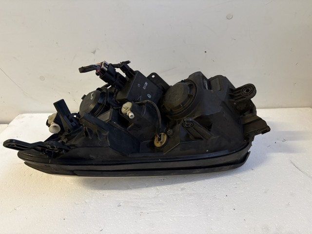 15711 Chevrolet Trax U200 Jobb első Lámpa Angol Jobbkormányos