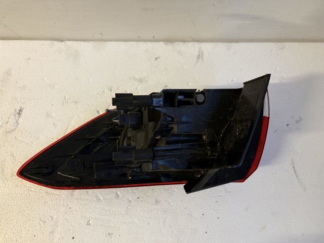 15719 Opel Astra K kombi Jobb hátsó Lámpa