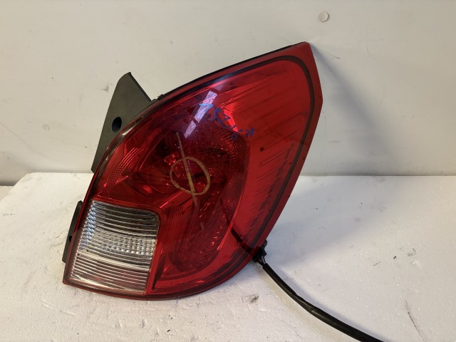 15716 Opel Antara Jobb hátsó Lámpa Facelift 2011-töl