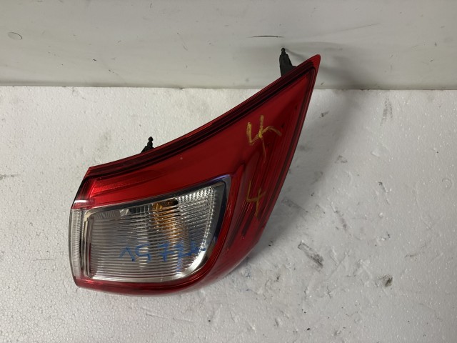 15724 Ford C-max Mk2 Jobb hátsó Lámpa