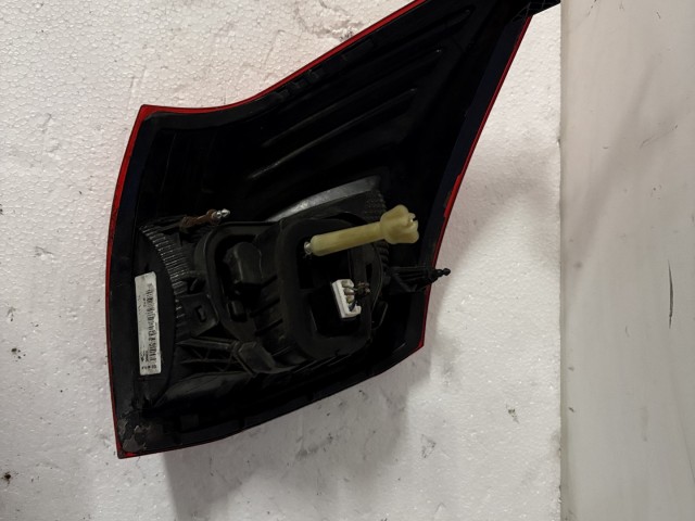 15724 Ford C-max Mk2 Jobb hátsó Lámpa