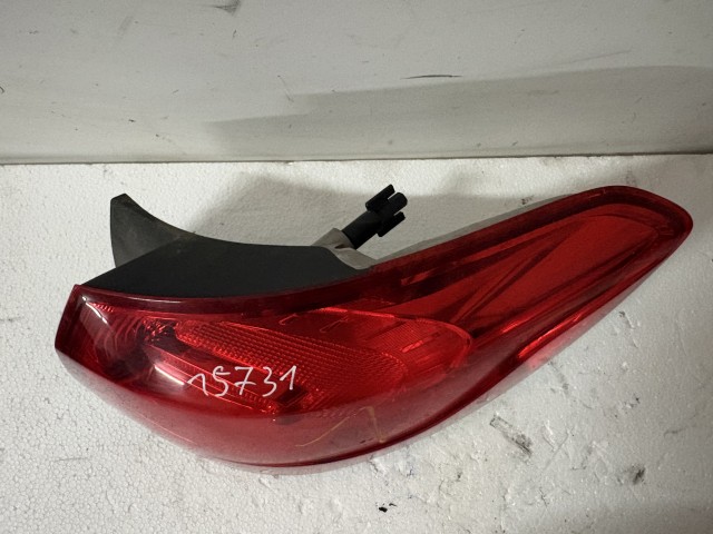 15731 Opel Astra J kombi Jobb hátsó Lámpa