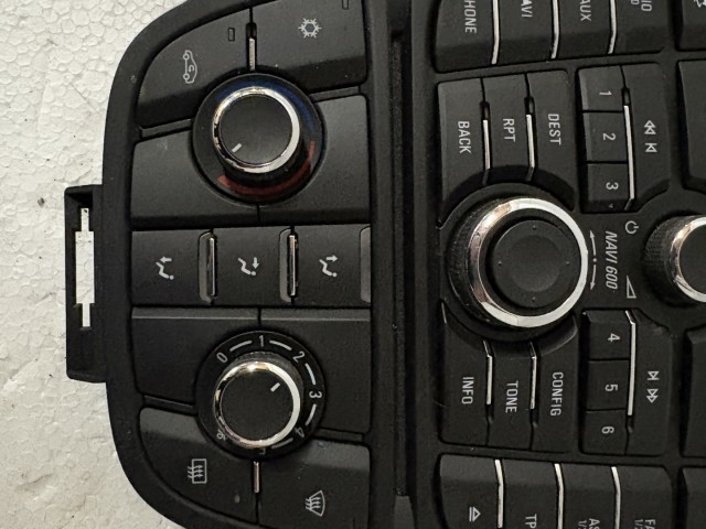 Opel Astra J 2009-2015 Közép konzol Navi 600