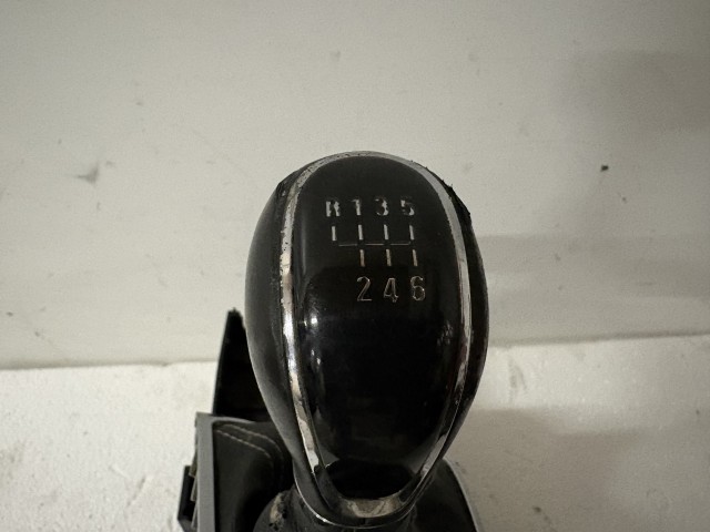 Opel Astra J Váltókar Váltókulissza  6 sebességes