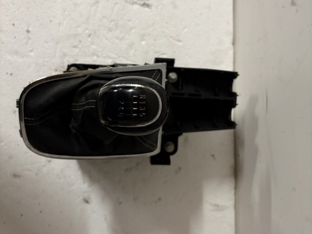 Opel Astra J Váltókar Váltókulissza  6 sebességes