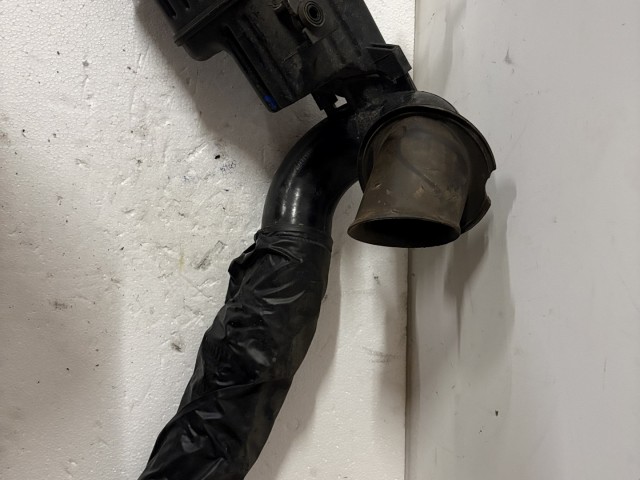 Opel Antara 2006-2015 rezonátor ház