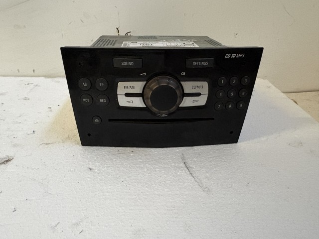Opel Corsa D 2006-2014 Rádió Mp3 Fekete