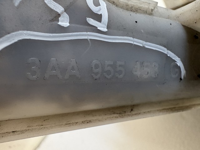 Volkswagen Passat B7 2010-2014 Ablakmosó tartály Használt  