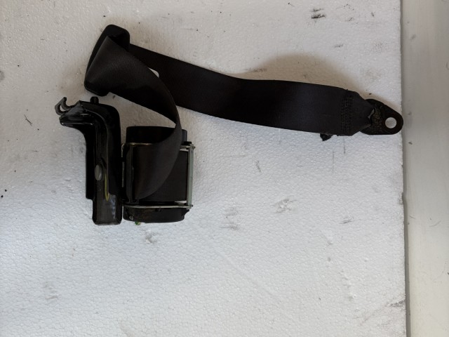 Opel Astra J Bal hátsó Biztonsági öv