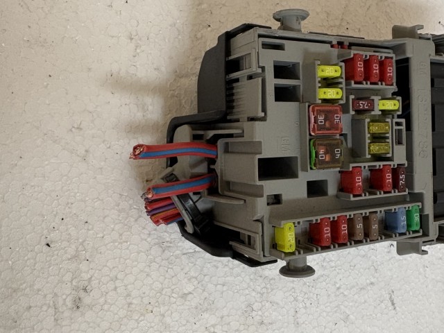 Opel Astra J 2009-2015 Bcm Használt