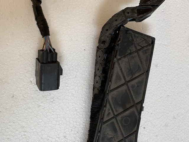 Ford C-max Mk2 2011 ajtó átvezető