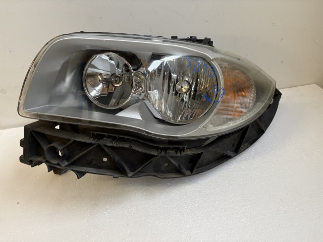 15813 BMW 1 (E87) 2004-2011 Lámpa , Fényszóró Használt Bal első 