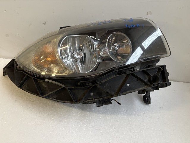 15814 BMW 1 (E87) 2004-2011 Lámpa , Fényszóró Használt Jobb első