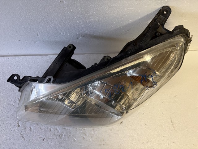 15821 Opel Astra H Bal első Lámpa Fényszóró