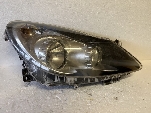 15820 Opel Corsa Jobb első Lámpa Fényszóró