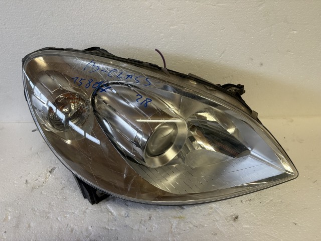 15817 Mercedes Benz B-Class Jobb első Lámpa Fényszóró