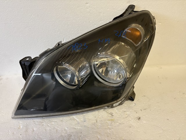 15823 Opel Astra H Bal első Lámpa Fényszóró