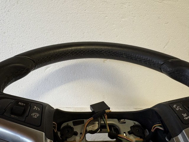 Opel Astra J 2009-2015 Kormánykerék Használt Fekete bőr  