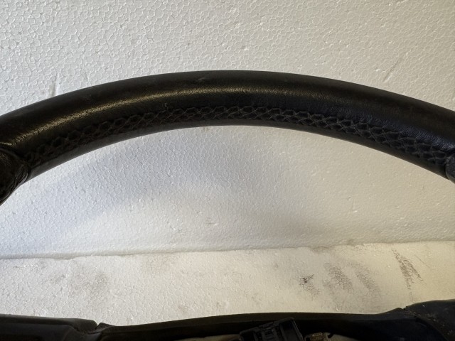 Opel Astra J 2009-2015 Kormánykerék Használt Fekete bőr  