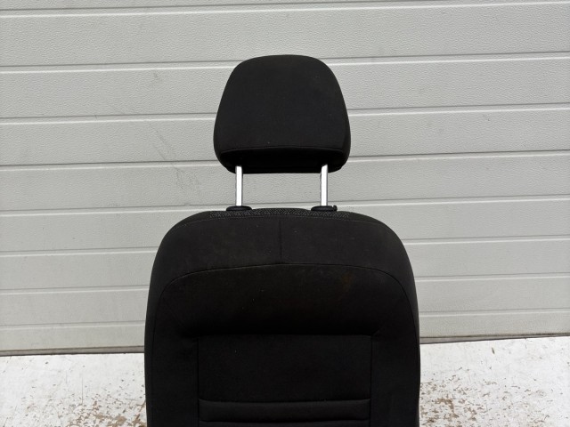 15863 Opel Mokka 2012-2019 bal első Ülés Fekete