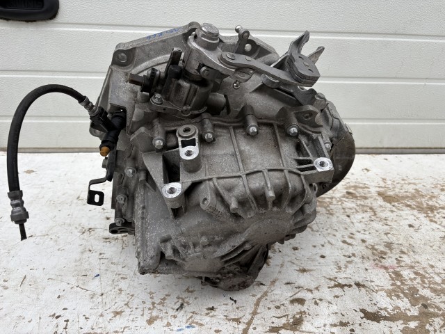 Opel astra J váltó b14net m32