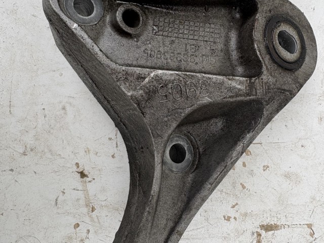 Opel Mokka b14net motortartó bak váltótartó m32