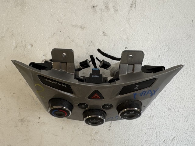 Chevrolet Trax U200 fűtéskapcsoló