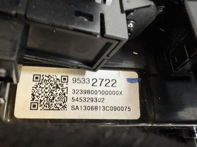 Chevrolet Trax U200 fűtéskapcsoló