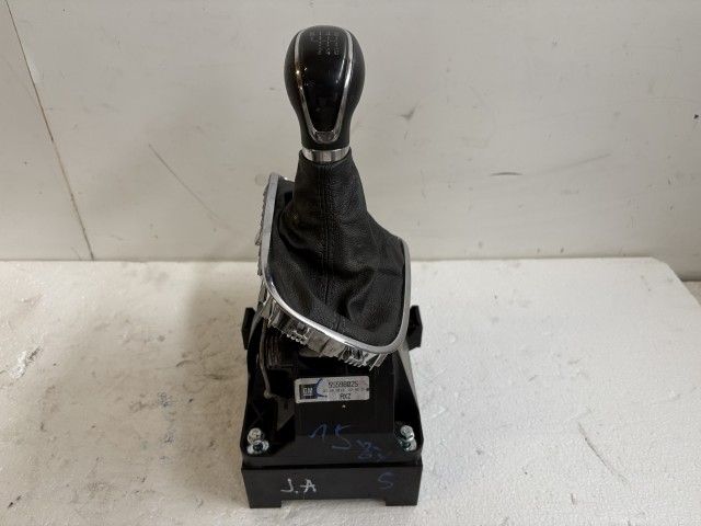 Opel Astra J Váltókulissza Váltókar 6 sebességes