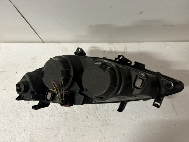 15890 Peugeot 207 Jobb első Lámpa Fényszóró