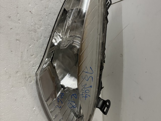 15904 Renault Megane III. Jobb első Lámpa Fényszóró