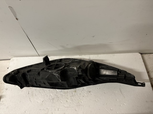 15903 Ford Fiesta Mk6 2008-2019 Bal első Lámpa Fényszóró