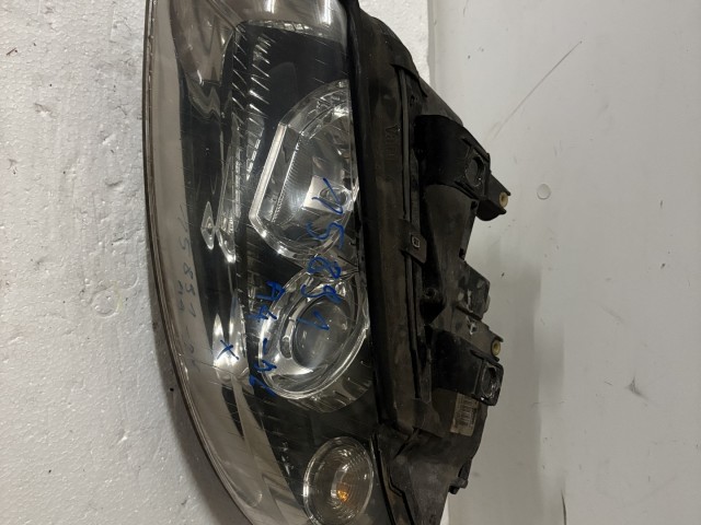 15891 Audi A4 B6 2000-2004 Bal első Lámpa Fényszóró